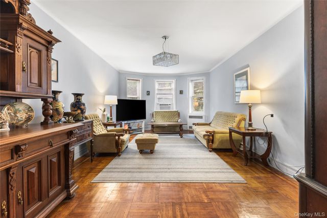 100 Avenue P H1, Brooklyn, NY 11204