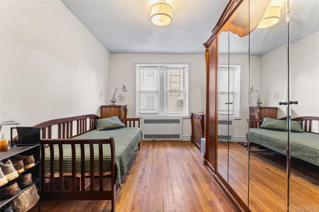 100 Avenue P H1, Brooklyn, NY 11204