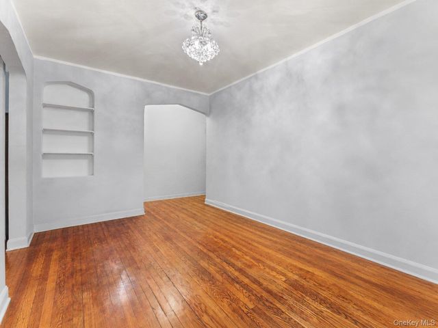 100 Avenue P H1, Brooklyn, NY 11204