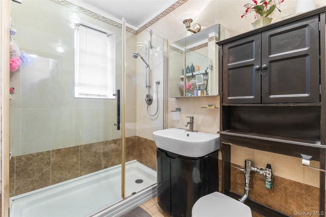 100 Avenue P H1, Brooklyn, NY 11204