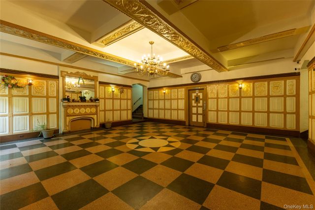 100 Avenue P H1, Brooklyn, NY 11204