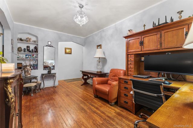 100 Avenue P H1, Brooklyn, NY 11204