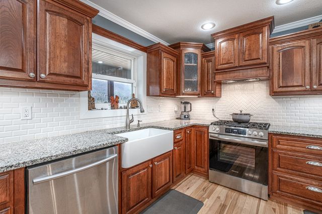 2923 Upper Peachtree Road, Murphy, NC 28906