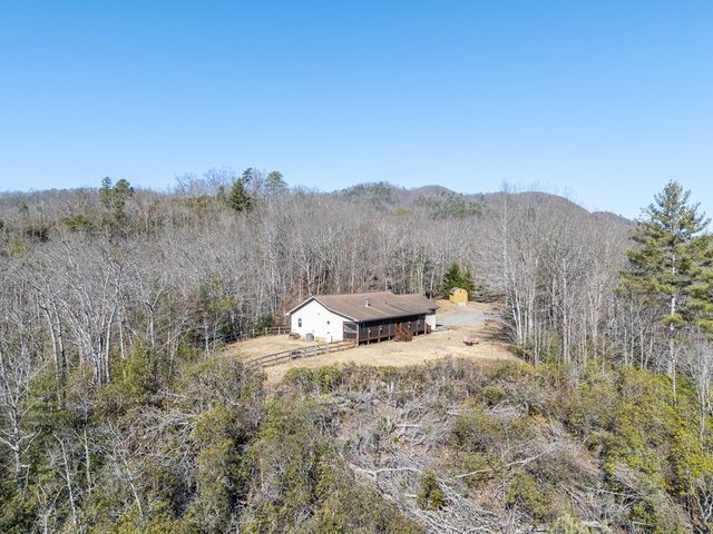 2923 Upper Peachtree Road, Murphy, NC 28906