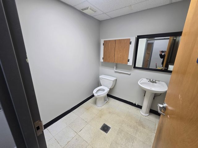 17100 S Park Avenue, South Holland, IL 60473