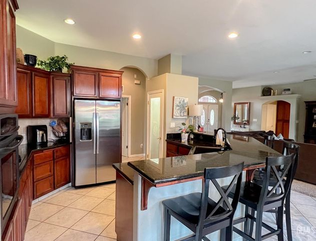 12210 Rushville Court, Bakersfield, CA 93312