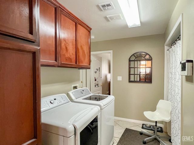 12210 Rushville Court, Bakersfield, CA 93312