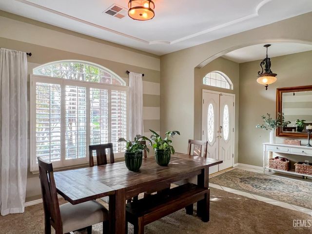 12210 Rushville Court, Bakersfield, CA 93312