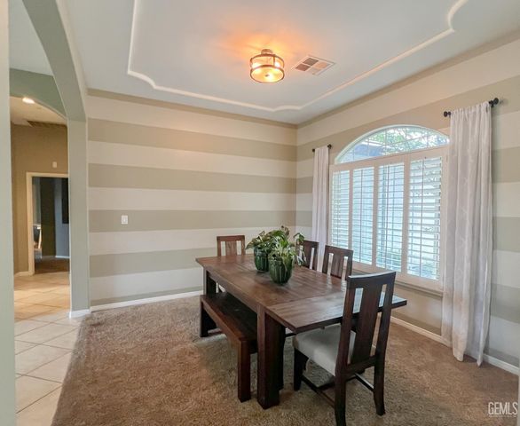 12210 Rushville Court, Bakersfield, CA 93312