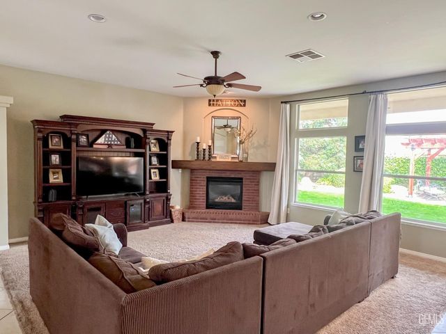 12210 Rushville Court, Bakersfield, CA 93312