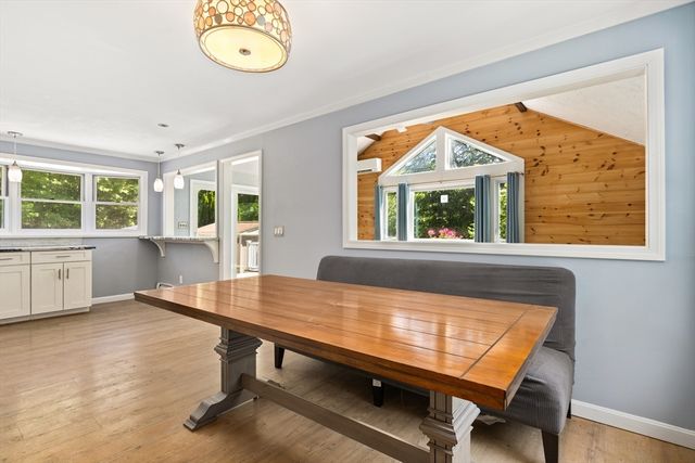 30 Pompositticutt St, Stow, MA 01775