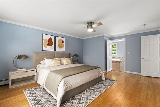 30 Pompositticutt St, Stow, MA 01775