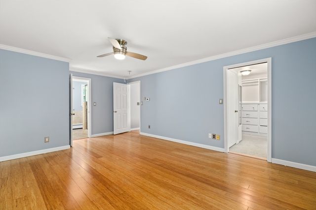 30 Pompositticutt St, Stow, MA 01775