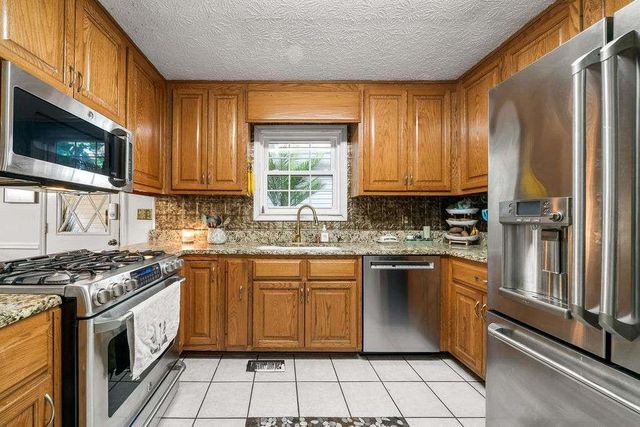 7 College View Drive, Rome, GA 30161