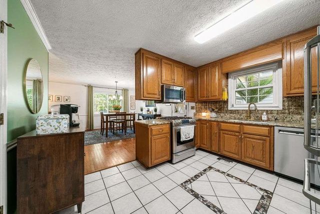 7 College View Drive, Rome, GA 30161