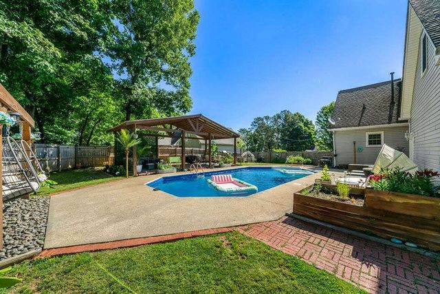 7 College View Drive, Rome, GA 30161