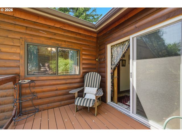 41895 HOLDEN CREEK Ln, Springfield, OR 97478