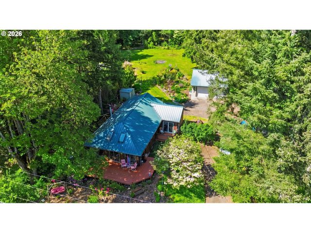 41895 HOLDEN CREEK Ln, Springfield, OR 97478