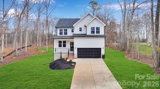 146 Forest Creek Drive, Statesville, NC 28625