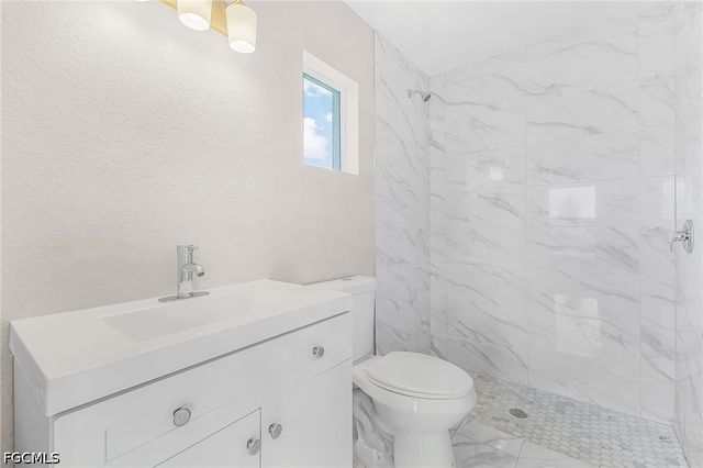 126 NE 9th ST, Cape Coral, FL 33909