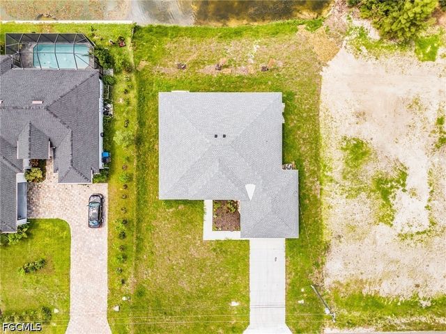126 NE 9th ST, Cape Coral, FL 33909