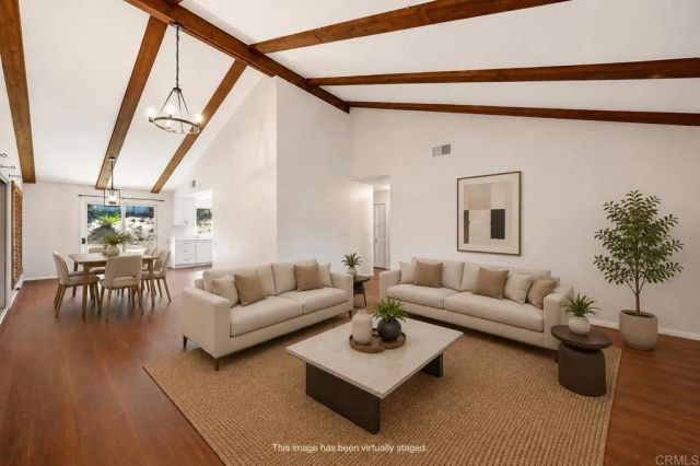711 De Luz Road, Fallbrook, CA 92028