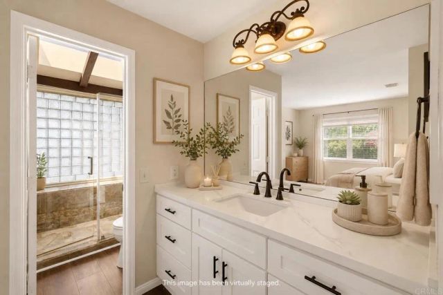 711 De Luz Road, Fallbrook, CA 92028
