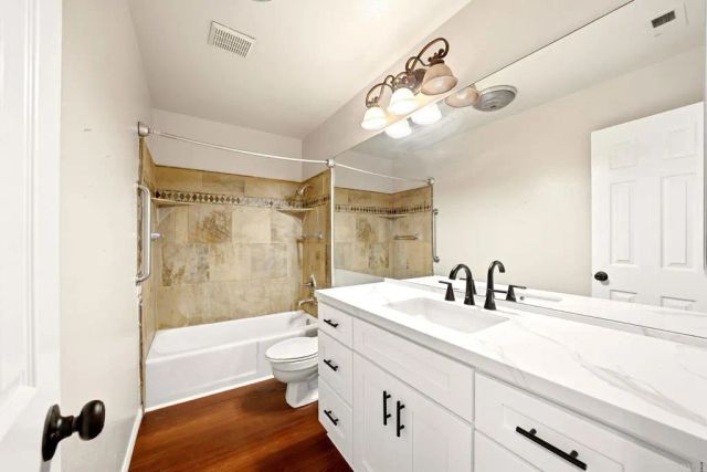 711 De Luz Road, Fallbrook, CA 92028