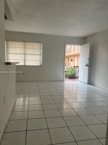 1280 W 54th St 122B, Hialeah, FL 33012
