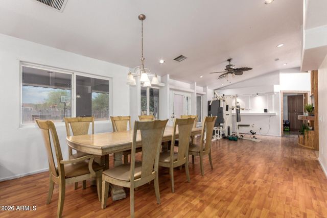 21616 W LONE MOUNTAIN Road, Wittmann, AZ 85361