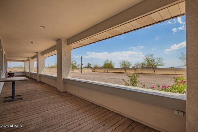 21616 W LONE MOUNTAIN Road, Wittmann, AZ 85361