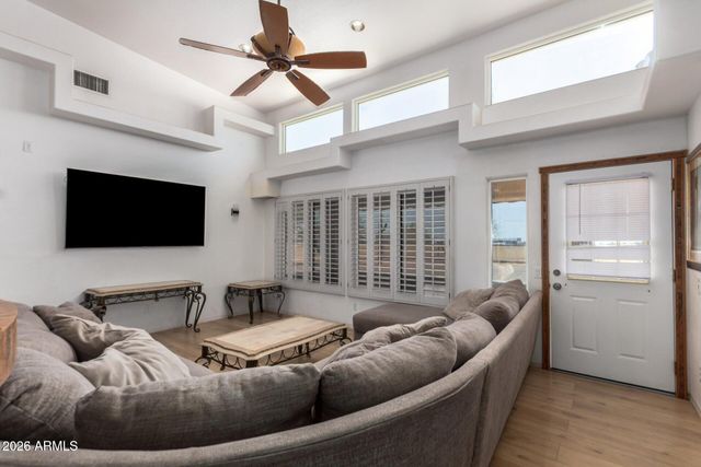 21616 W LONE MOUNTAIN Road, Wittmann, AZ 85361