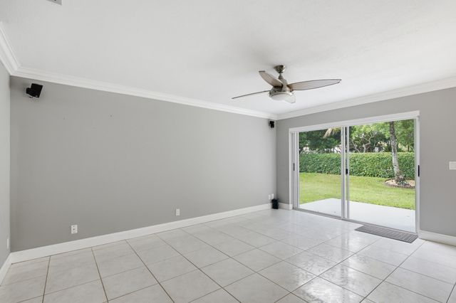 18241 NW 8th Street, Pembroke Pines, FL 33029