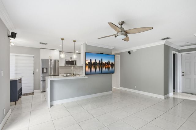 18241 NW 8th Street, Pembroke Pines, FL 33029