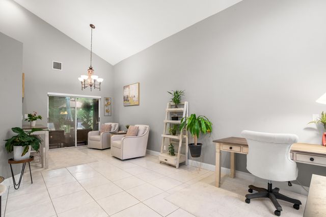 18241 NW 8th Street, Pembroke Pines, FL 33029