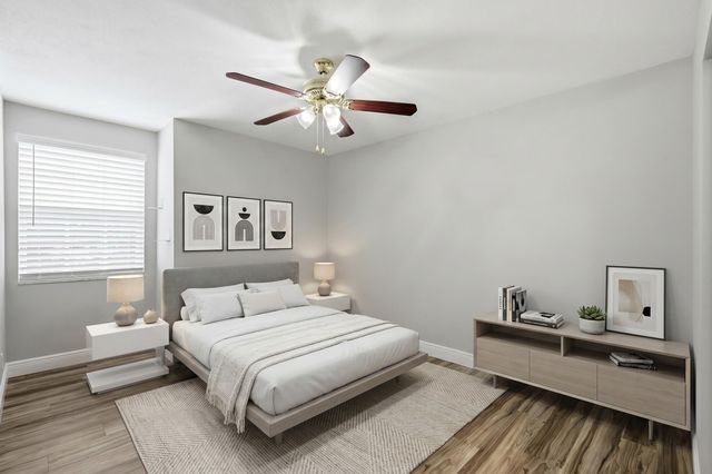 18241 NW 8th Street, Pembroke Pines, FL 33029