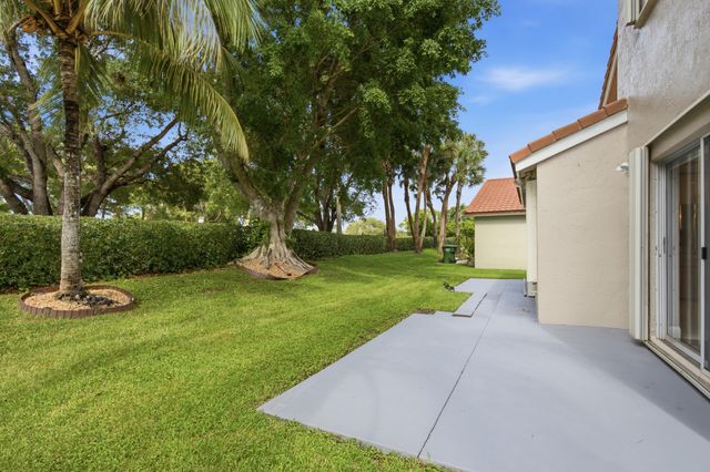 18241 NW 8th Street, Pembroke Pines, FL 33029