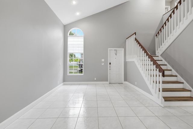 18241 NW 8th Street, Pembroke Pines, FL 33029