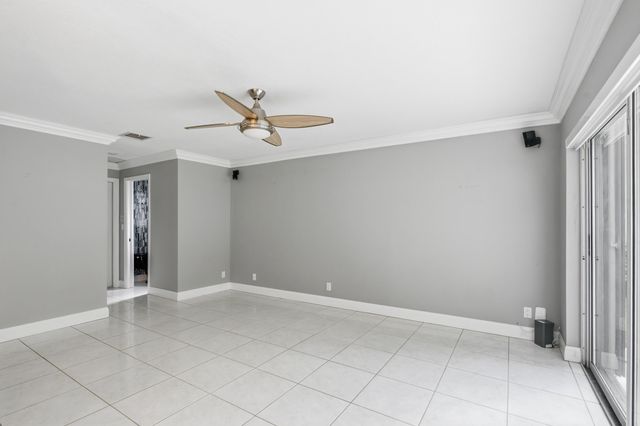 18241 NW 8th Street, Pembroke Pines, FL 33029