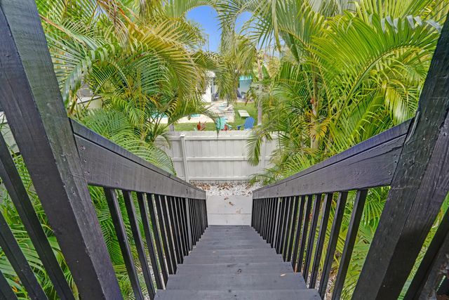 311 SE 3rd Avenue Upstairs, Delray Beach, FL 33483