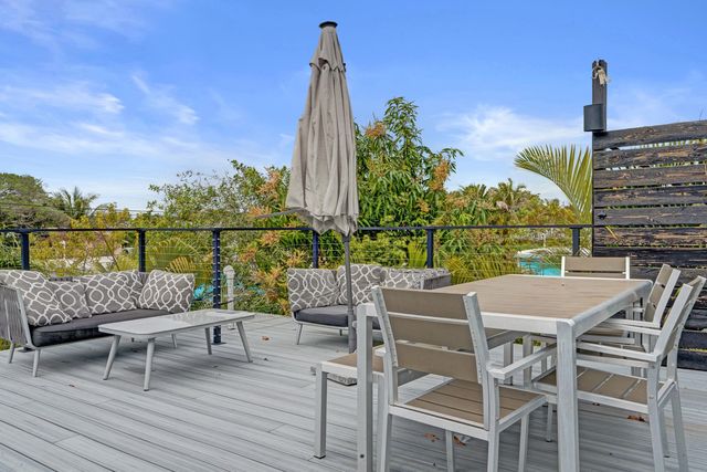 311 SE 3rd Avenue Upstairs, Delray Beach, FL 33483