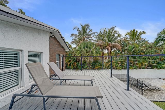 311 SE 3rd Avenue Upstairs, Delray Beach, FL 33483