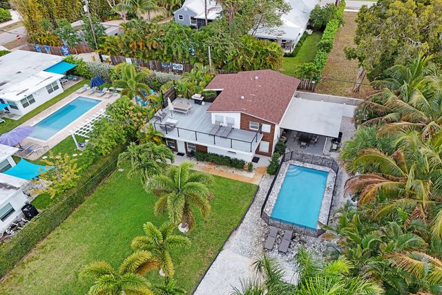 311 SE 3rd Avenue Upstairs, Delray Beach, FL 33483