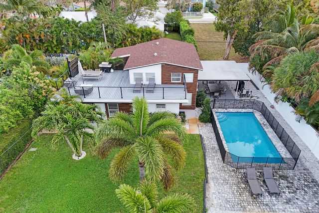 311 SE 3rd Avenue Upstairs, Delray Beach, FL 33483