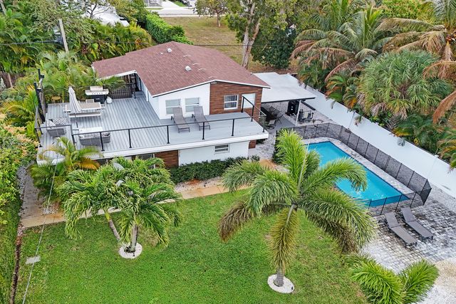 311 SE 3rd Avenue Upstairs, Delray Beach, FL 33483
