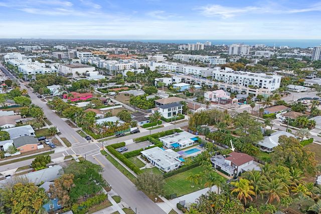 311 SE 3rd Avenue Upstairs, Delray Beach, FL 33483
