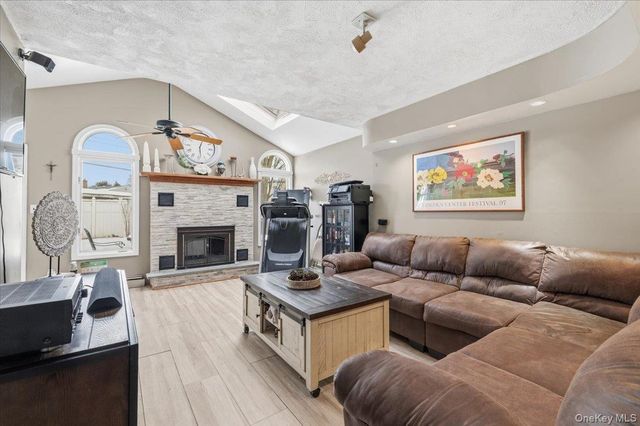 2489 2nd Street, East Meadow, NY 11554