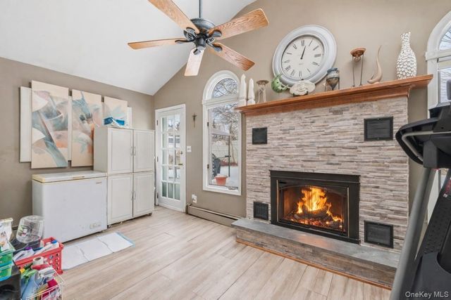 2489 2nd Street, East Meadow, NY 11554