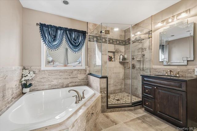 2489 2nd Street, East Meadow, NY 11554