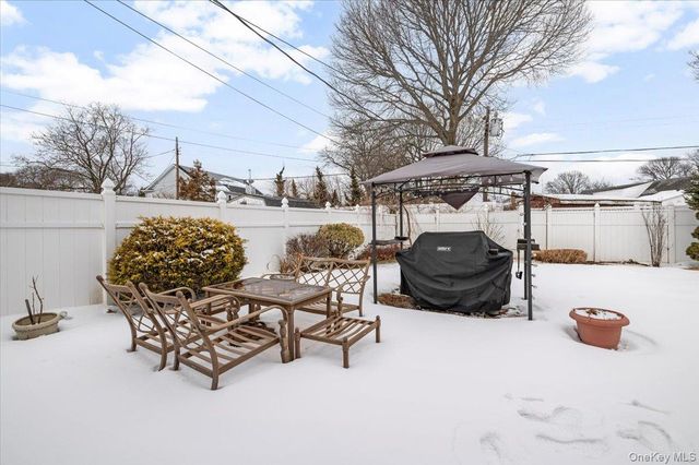 2489 2nd Street, East Meadow, NY 11554